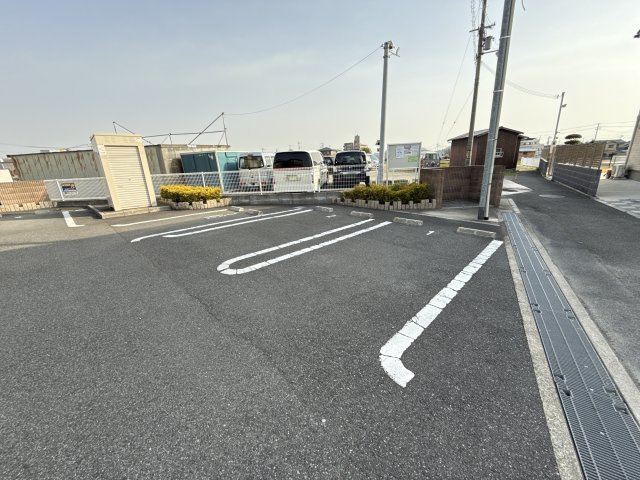 アドラブール　ラシュレⅡの駐車場