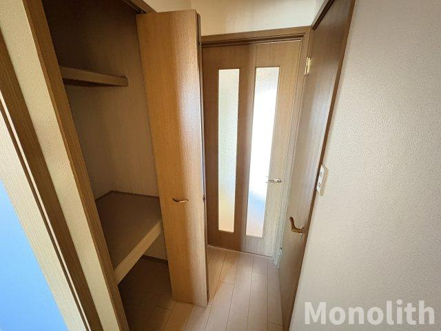 エスポアールパートⅢの駐車場