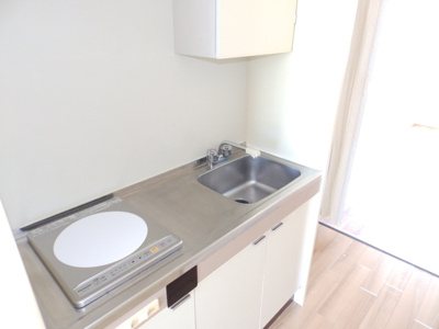 【キッチン】 | 佐藤ハイツ | コンパクトなキッチンで掃除もラクラク