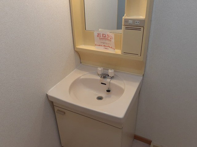 【洗面所】 | クリアヴィレッジＣ | スペースが確保できる洗面所です