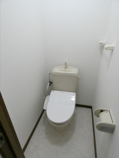 【トイレ】 | バウハウス弐番館 | トイレもきれいです