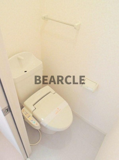 【トイレ】 | シャトレコーポラス | 落ち着いた色調のトイレです