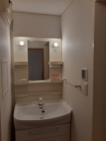 ラフィネ　ジェンテの洗面所