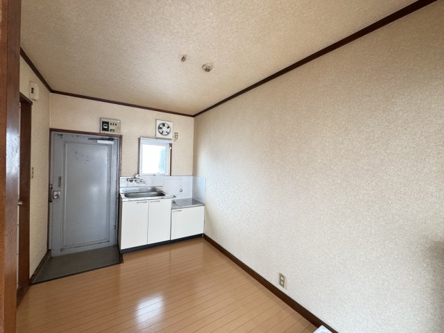 みどりハイツの居間・リビング