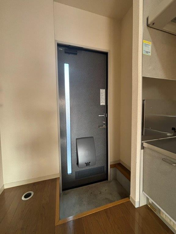 プリムヴェール館向Ｂ棟の玄関