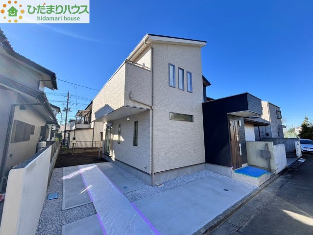 鴻巣市鴻巣　新築一戸建て　01