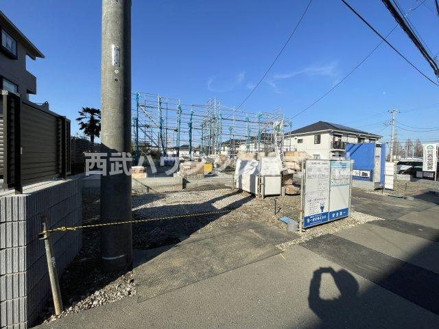 【仲介手数料無料】所沢市荒幡全４棟１号棟　所沢市の新築住宅なら西武ハウジングの前面道路含む現地写真