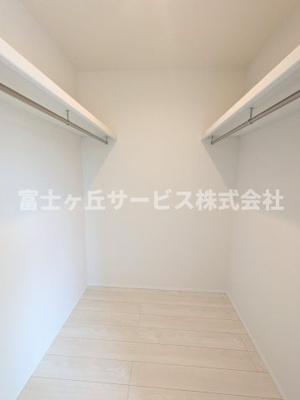 【収納】 | 豊橋市吾妻町 新築一戸建て | ウォークインクローゼットです