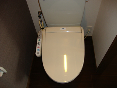 【トイレ】 | パークサイドヴィラ御里　Ｂ棟 | シャワー付トイレ