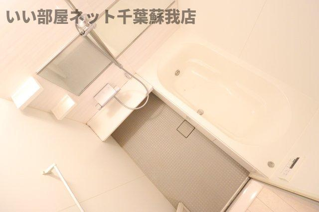 エクラシオールの浴室|落ち着いた空間のお風呂です