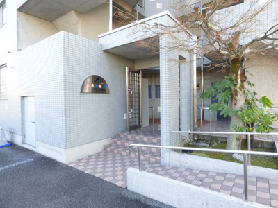 【エントランス】 | アダージョ住吉