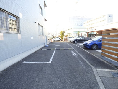 【駐車場】 | アダージョ住吉