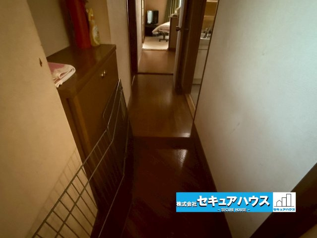 豊橋市飯村北2丁目のその他|2階住宅玄関写真です。