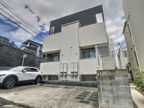 福岡市東区香椎駅東２丁目のアパートの外観|外観写真（昼）