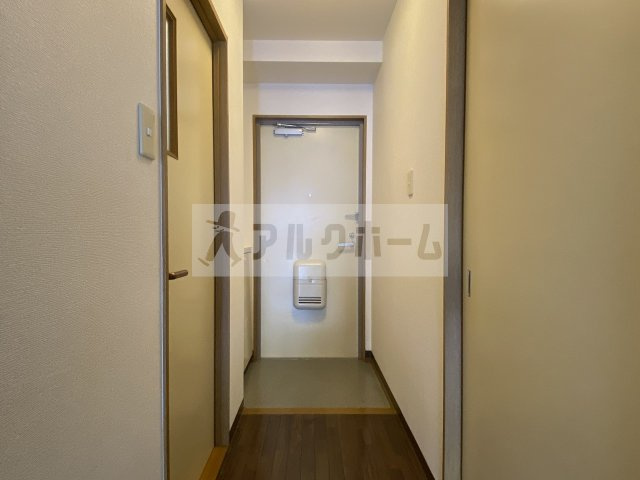 アメニティカタシモの玄関