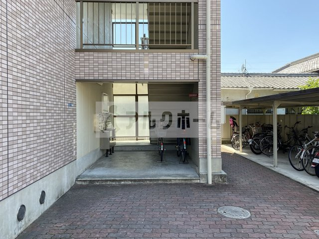 アメニティカタシモのエントランス