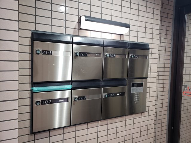 江戸川区松島３丁目の賃貸マンションのロビー