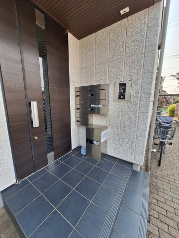 中町マンションのエントランス|★オートロック完備★