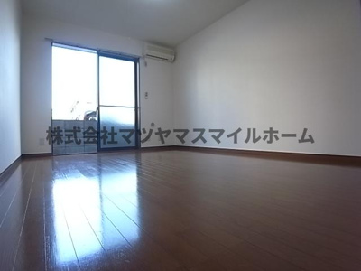 【居間・リビング】 | プレジール加納