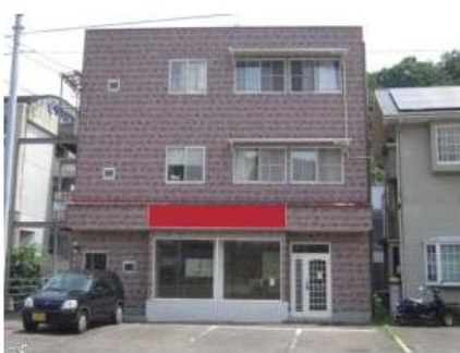 砥部町　藤田ビルの外観