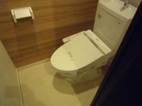 福岡市東区香椎駅前３丁目のアパートのトイレ|トイレ