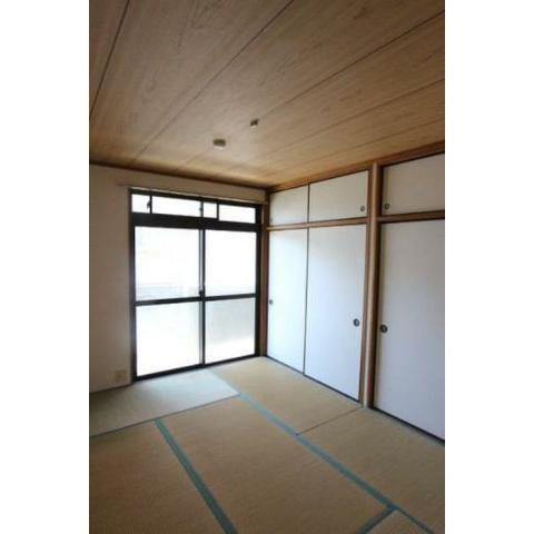 福岡市東区和白５丁目の賃貸マンションの居間・リビング|寝室