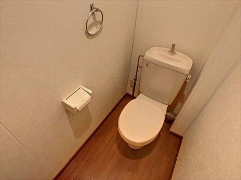 福岡市東区美和台新町のアパートのトイレ|トイレ