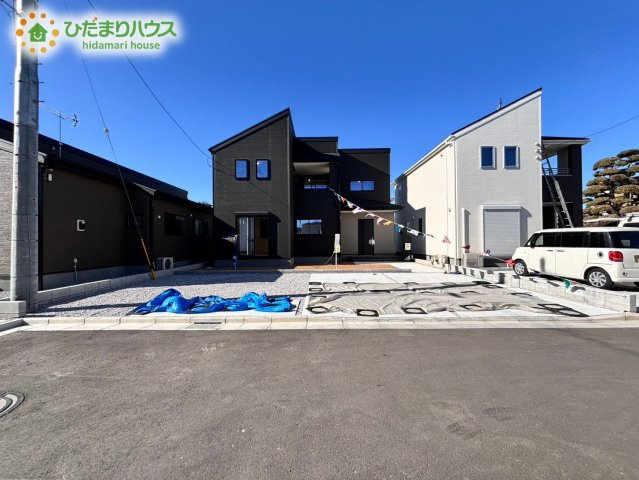 行田市佐間　第6　新築一戸建て　リーブルガーデン　02　の駐車場