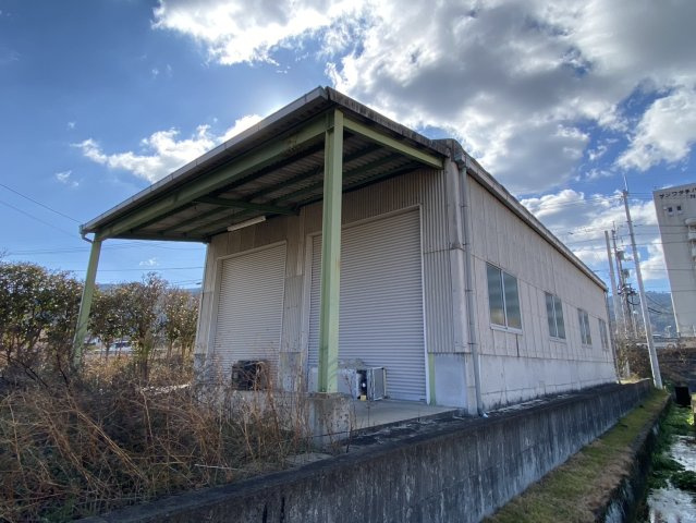 西条市楢木　売倉庫
