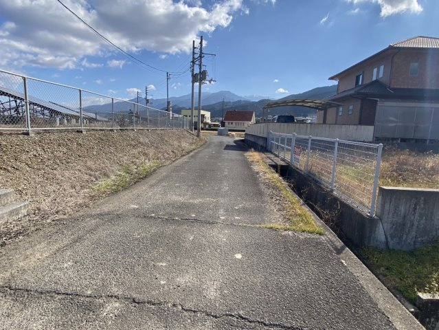 西条市楢木　売倉庫のその他