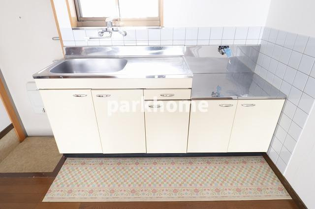 第二杉本ハイムのキッチン|お料理しやすいキッチンです