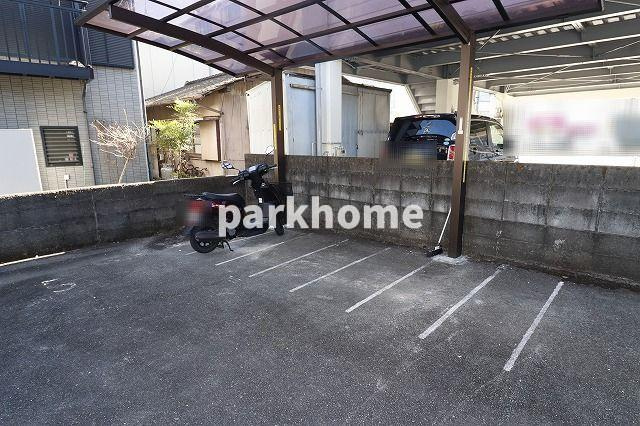 第一杉本ハイムの駐車場|駐車場完備です