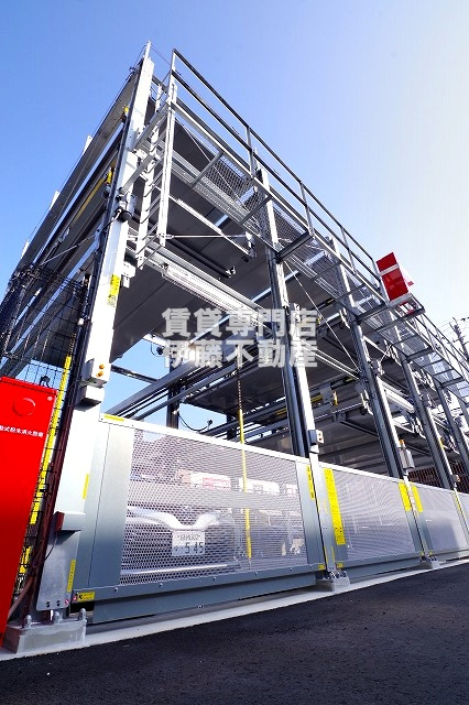 LOC’S Shonaidoriの駐車場