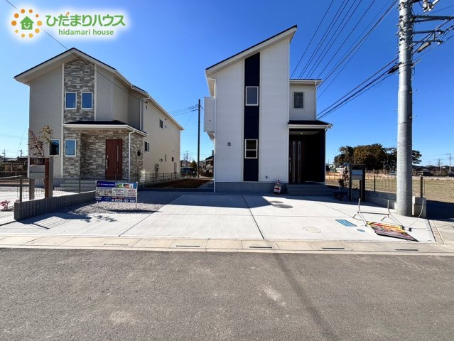 行田市谷郷　新築一戸建て　ブルーミングガーデン　01の駐車場