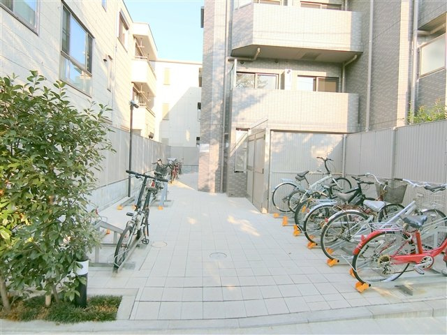 ルーブル蒲田十番館のその他共用部分|駐輪場