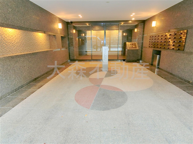 ルーブル蒲田十番館のエントランス