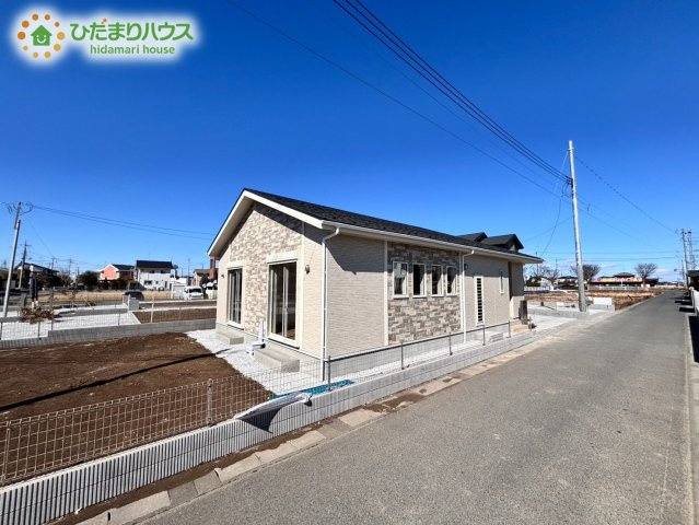 行田市長野　新築一戸建て　ブルーミングガーデン　02の外観