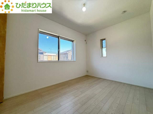 行田市藤原町　中古一戸建て　タマタウン　09の洋室