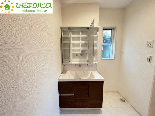 行田市深水　Ⅱ　タマタウン　中古一戸建て　02の洗面所