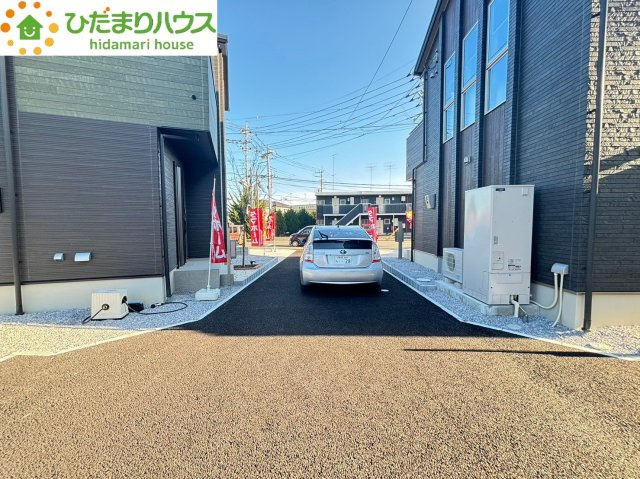 行田市深水　Ⅱ　タマタウン　中古一戸建て　02の前面道路含む現地写真