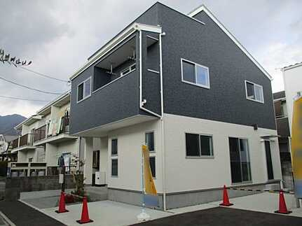 広島市佐伯区千同1丁目　新築一戸建て(全2棟)の外観