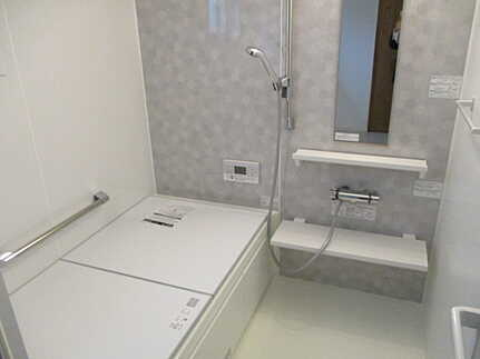 広島市佐伯区千同1丁目　新築一戸建て(全2棟)の浴室