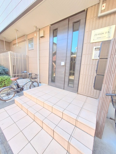 グレイスフル弥生のロビー