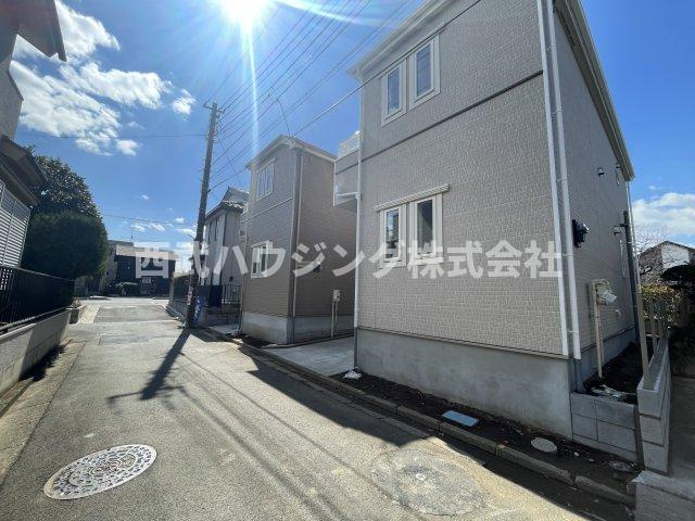【仲介手数料無料】所沢市北中８期１号棟　所沢市の新築住宅なら西武ハウジングの前面道路含む現地写真