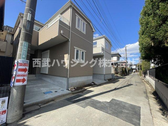 【仲介手数料無料】所沢市北中８期１号棟　所沢市の新築住宅なら西武ハウジングの前面道路含む現地写真