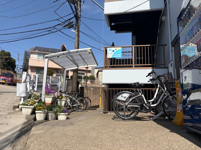 【駐車場】 | アーベインプラザ | 屋根付きの駐輪場で雨が降っても大切な自転車が濡れなくてすみますね♪駅まで自転車もおすすめです！