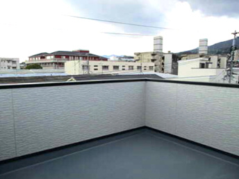 広島市佐伯区千同1丁目　新築一戸建て(全2棟)のバルコニー