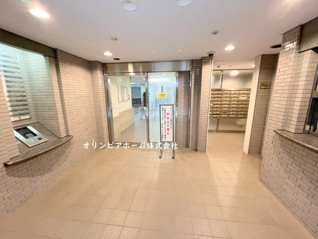 アルカハビタ　8階部分　77.90㎡　リ　ノベーション　完　了のエントランス