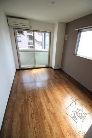 NOB西梅田の居間・リビング