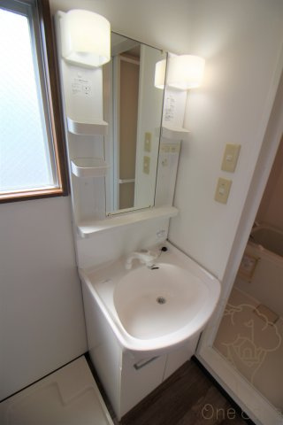 NOB西梅田の独立洗面台